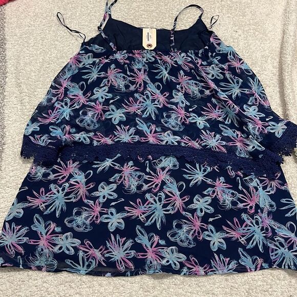 NWT- Cals -M - Picture 2 of 8